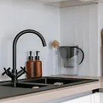 Modern With Balcony Near Center Ferienhaus *