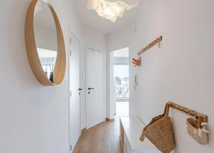 Holiday home Modern With Balcony Near Center Ostend