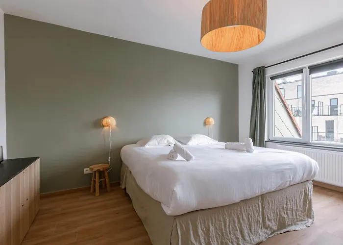 Modern With Balcony Near Center Holiday home *