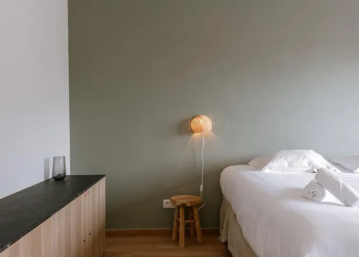 Modern With Balcony Near Center Holiday home *