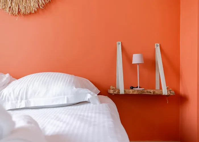 Modern With Balcony Near Center Holiday home